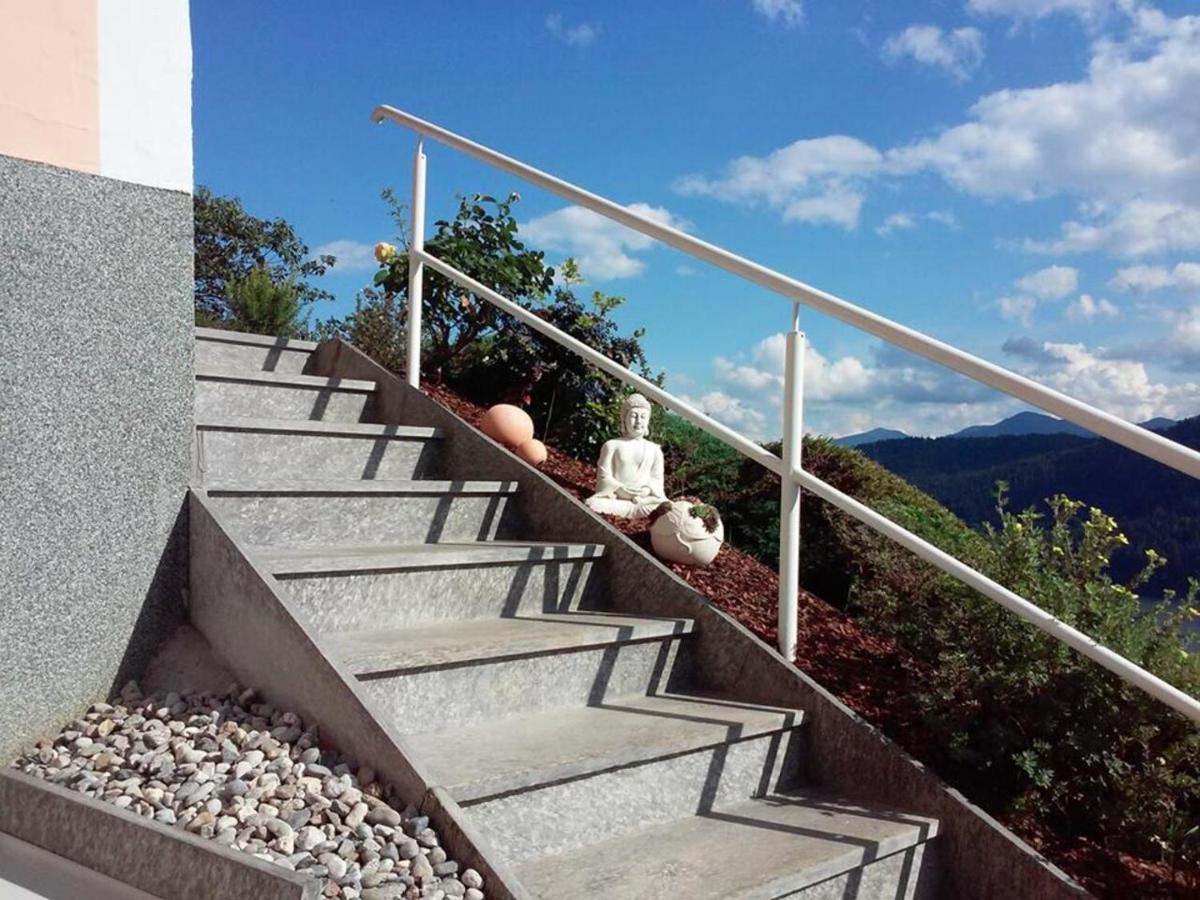 Haus Kraller-Urlaub Mit Seeblick Millstatt Luaran gambar