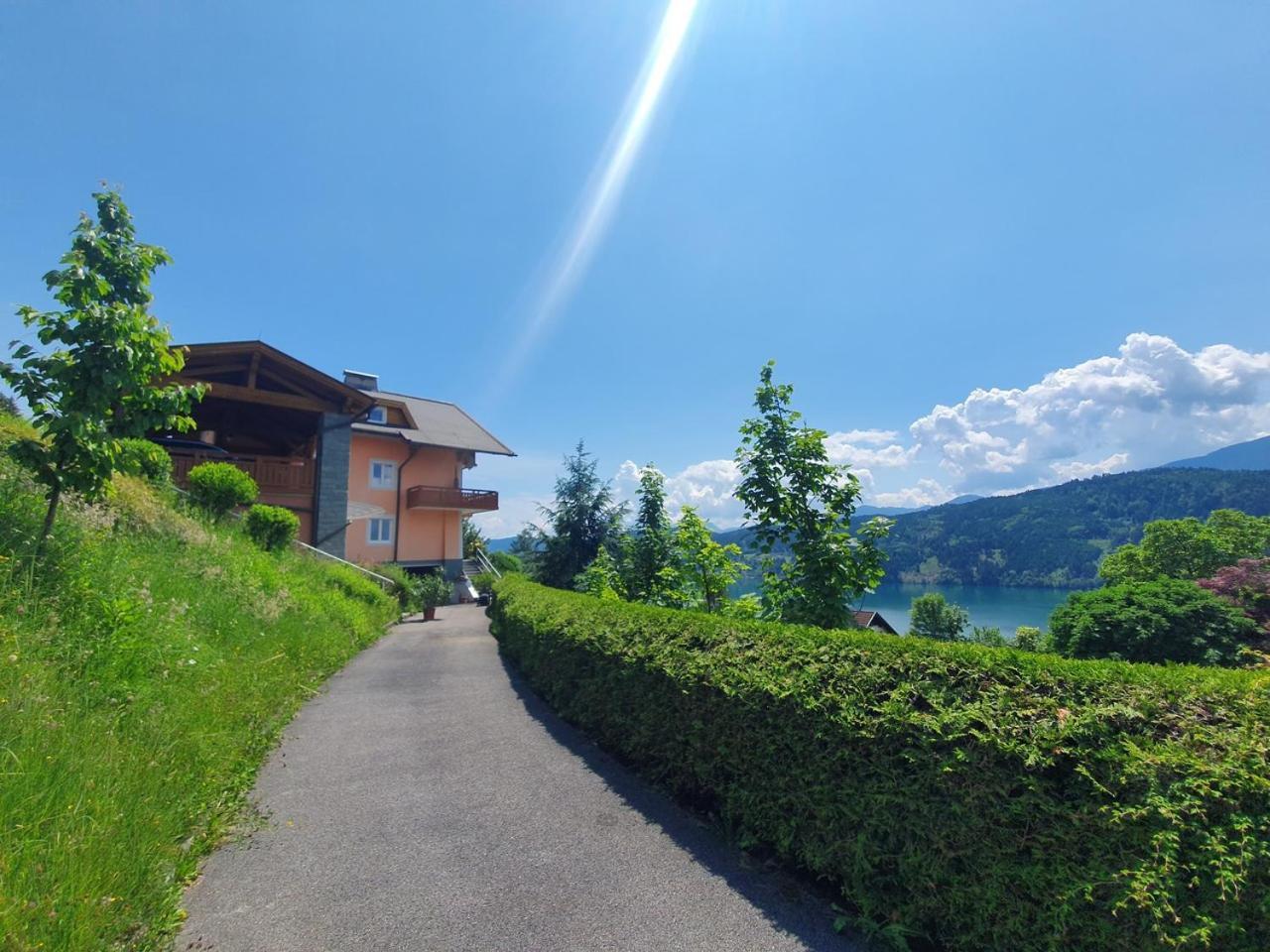 Haus Kraller-Urlaub Mit Seeblick Apartment Millstatt Luaran gambar